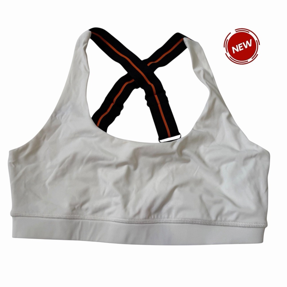 Forever 21 Women's Size Medium Athletic Sports Bra White NWT | 69-18